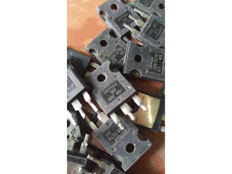 MOSFET IRFP064 , 064N